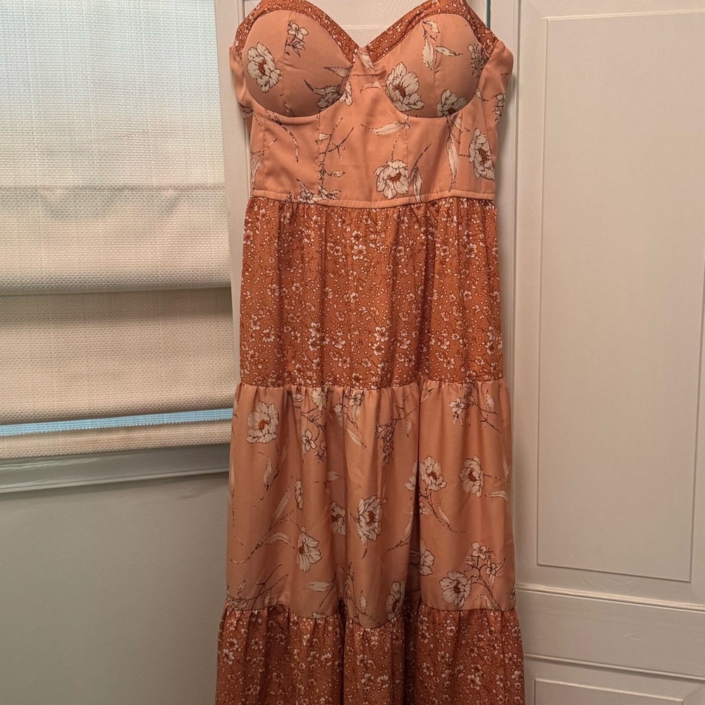 Floral Strapless Dress in Peach and White